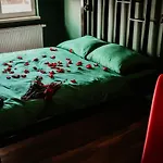 Make Love Apartment Premium